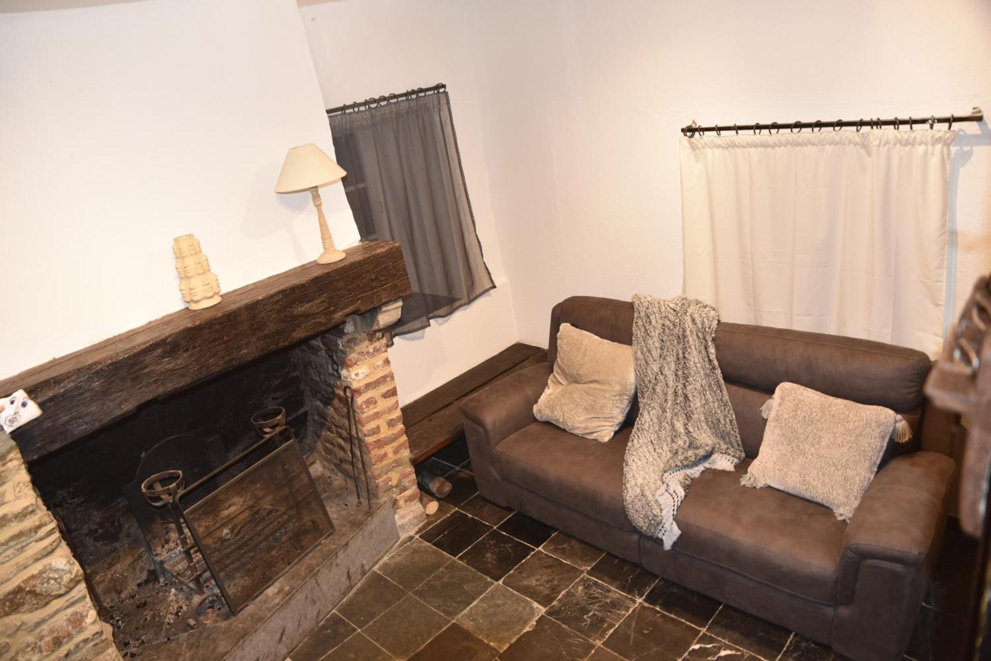 Gite Ardennes Au Coin Du Feu Jacuzzi Sauna Et Nature 雅尔莱 外观 照片