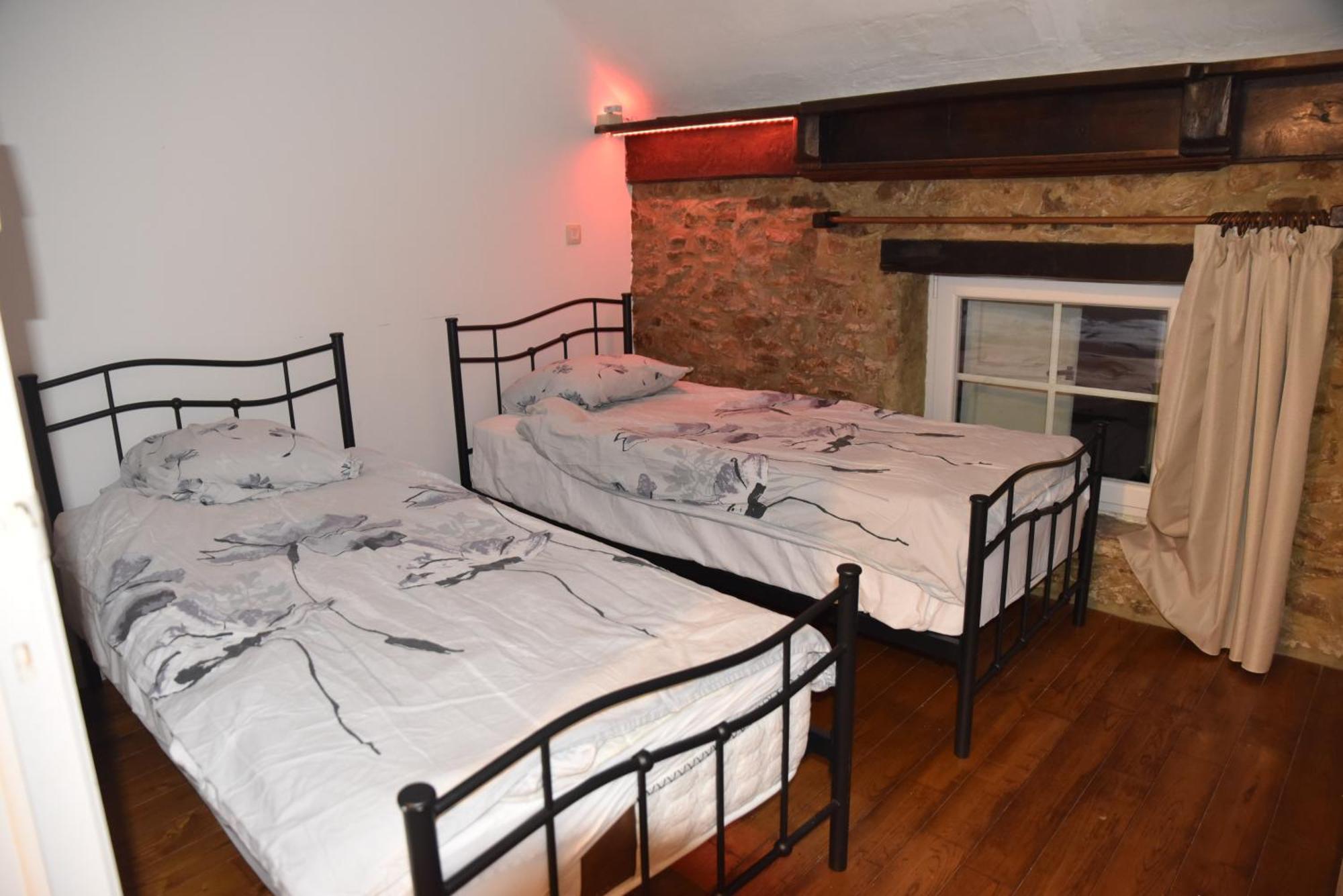 Gite Ardennes Au Coin Du Feu Jacuzzi Sauna Et Nature 雅尔莱 外观 照片