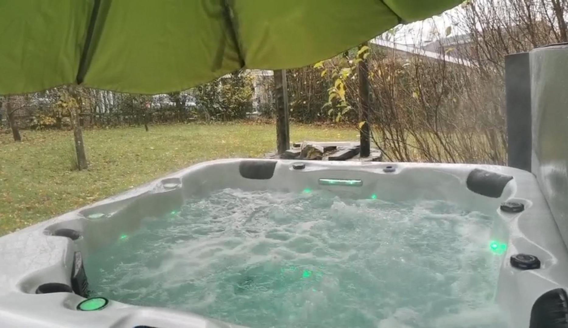 Gite Ardennes Au Coin Du Feu Jacuzzi Sauna Et Nature 雅尔莱 外观 照片