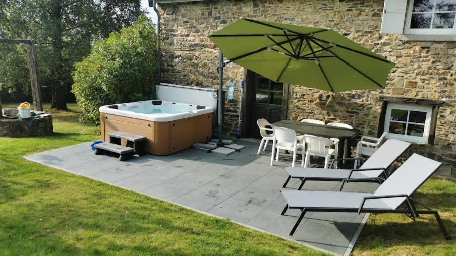 Gite Ardennes Au Coin Du Feu Jacuzzi Sauna Et Nature 雅尔莱 外观 照片